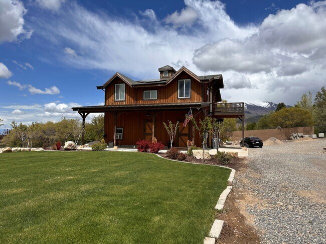 Building Photo - 1505 E 900 S