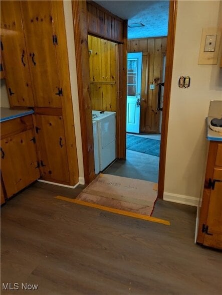 Building Photo - 703 Avondale St