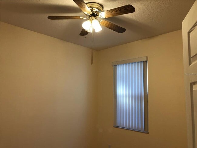 Building Photo - 4815 Riverton Dr