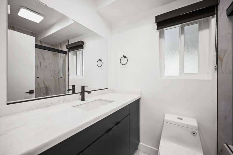 Building Photo - 111 Normandie Ave