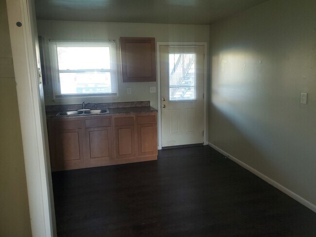 Building Photo - 7241 E Sunny Vale Dr