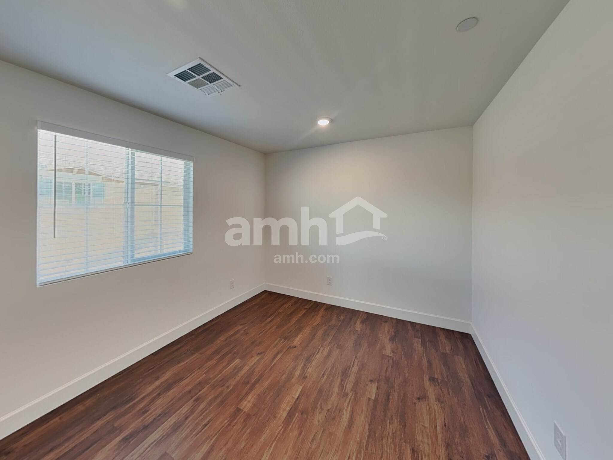 Building Photo - 284 Yasmin Daylily Pl