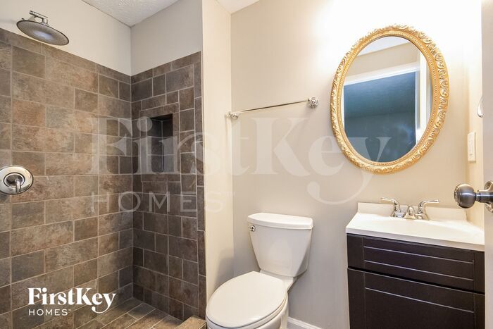 Building Photo - 5225 Martins Crossing Rd