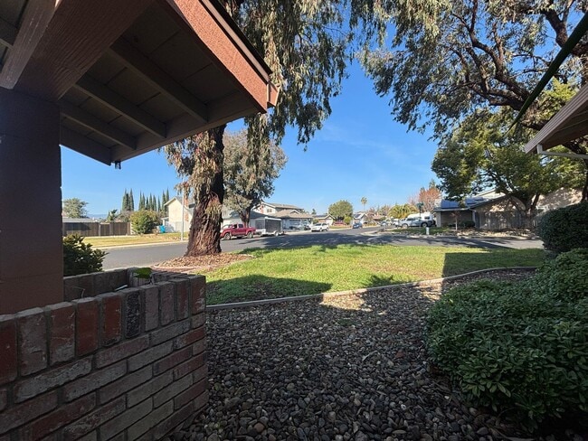 Building Photo - Beautiful Single-Story Gem in Vacaville!
