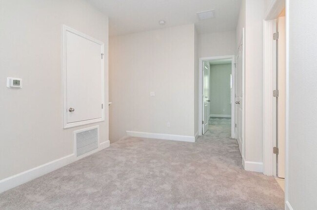 Building Photo - 924 Grand Wildmere Cove
