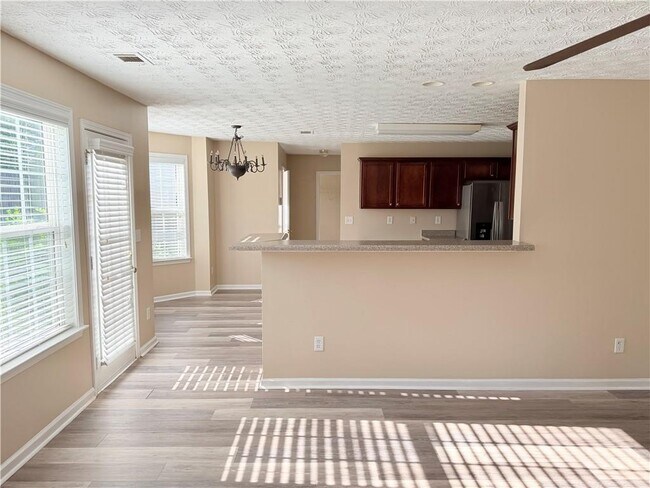 Building Photo - 1210 Skylar Ridge Cir