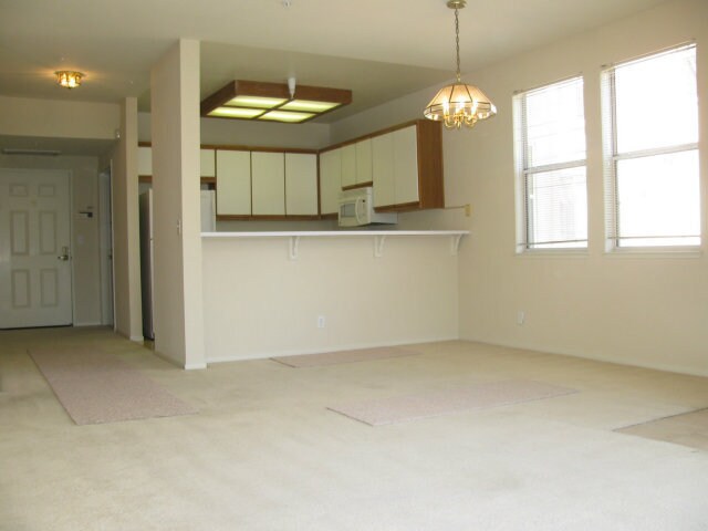 Building Photo - 951 S 12th St