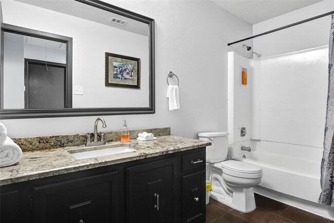 Building Photo - 2311 Chelsea Knoll Ln