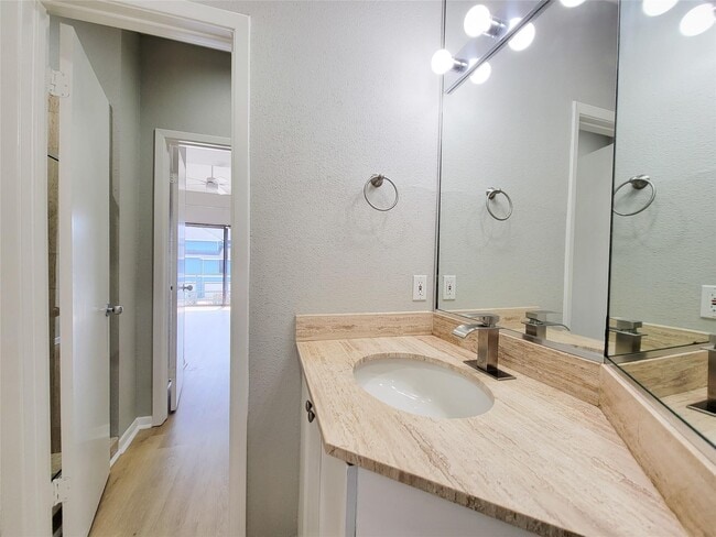 Building Photo - 18309 Sandy Cove Dr