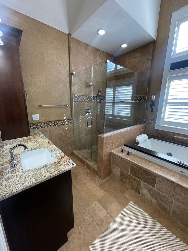 Building Photo - 4 Bedroom Soddy Daisy Rental Property with...