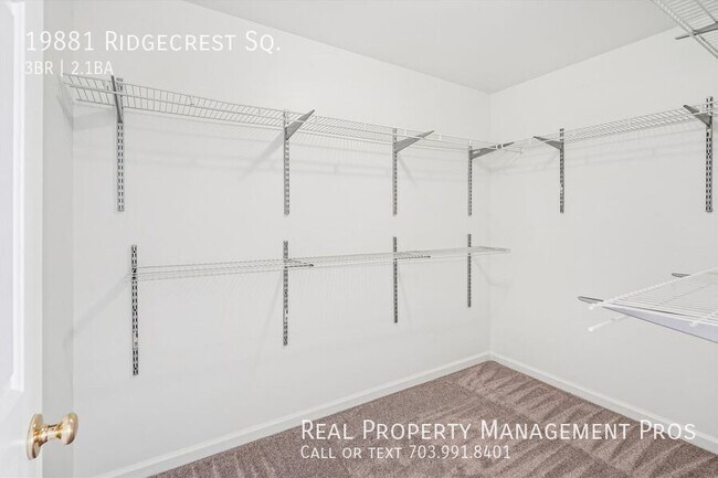 Building Photo - 19881 Ridgecrest Square