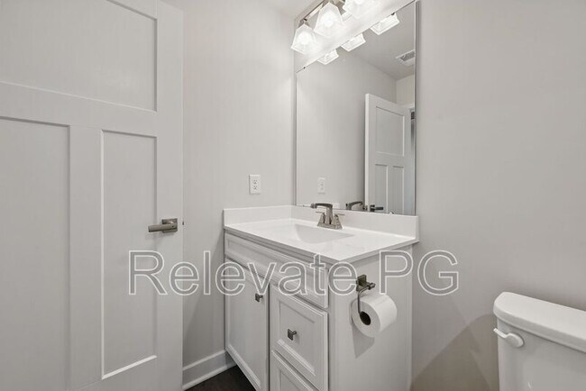 Building Photo - 7813 Vermeil St