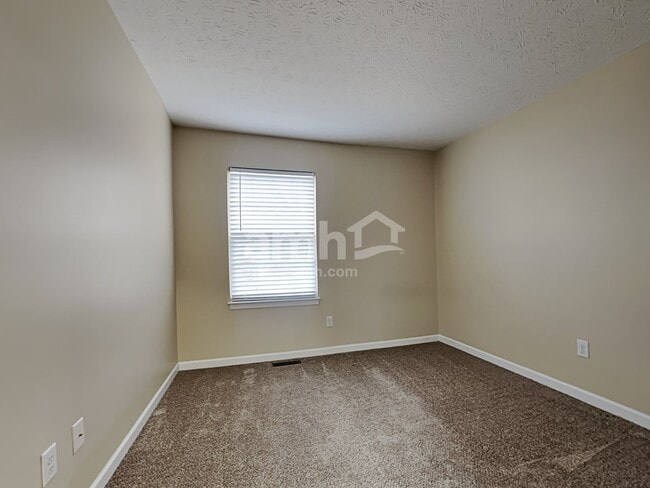 Building Photo - 268 Indian Lake Dr
