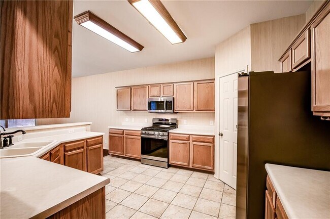 Building Photo - 8334 Liberty Walk Dr