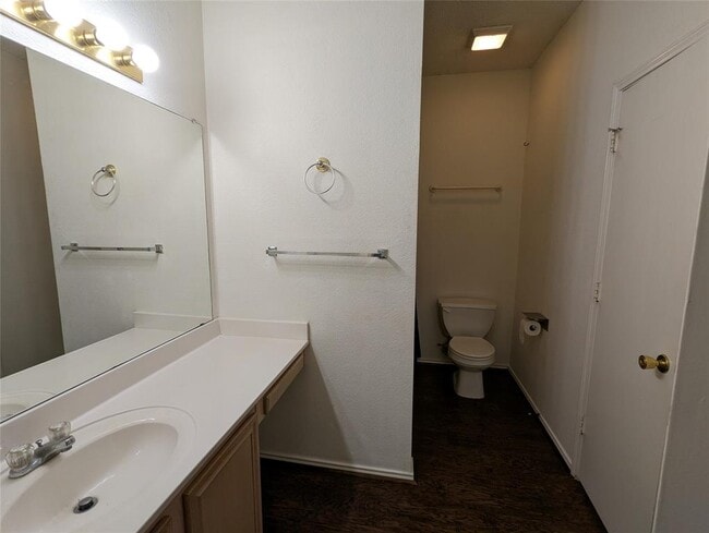 Building Photo - 6367 Stonewater Bend Trail