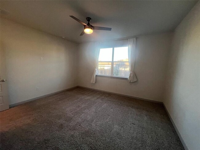 Building Photo - 10805 Tildon Ave