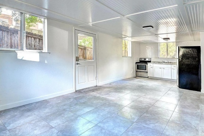 Building Photo - (PRE-LEASING 2026)   7 Bed 3 Bath Dual-Living Dream Duplex with Spacious Yards & Modern Upgrades