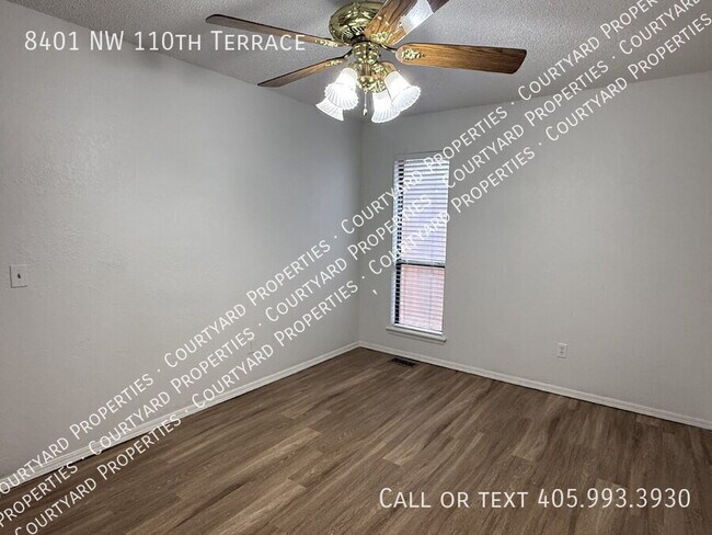 Building Photo - 8401 NW 110th Terrace