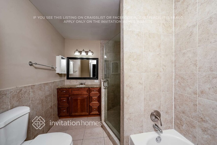 Building Photo - 5646 Lincoln Cir E