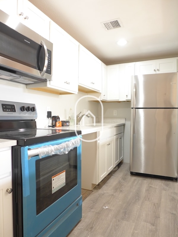 Building Photo - 688 Massachusetts Ave