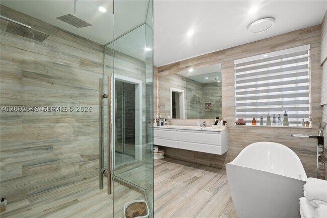 Building Photo - 3634 SW 156th Ct