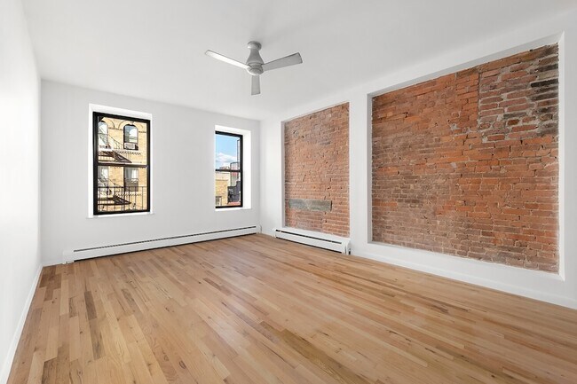 Primary Photo - 14 Prince St