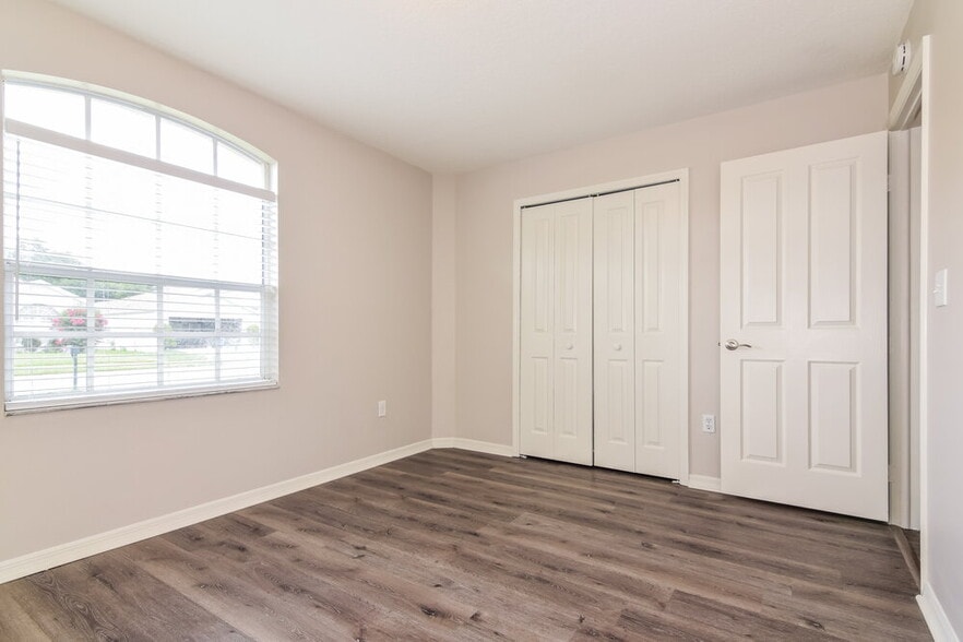 Building Photo - 2028 Cattleman Dr