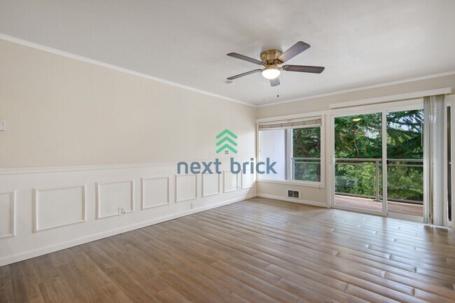 Building Photo - Beautiful home with 2 beds and 1 bath for ...