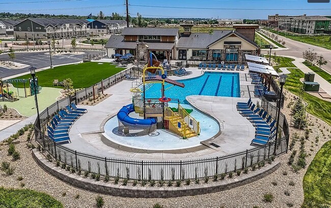 Building Photo - Spacious Recent Newbuild Townhome with Fine Finishes , 2-Car Attached Garage  ***Owner will Credi...