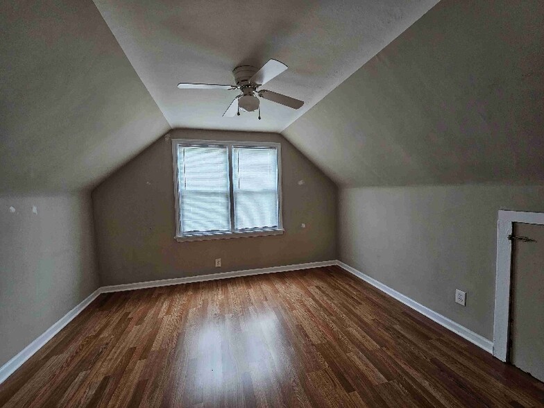 Building Photo - 3717 Charloe Ct