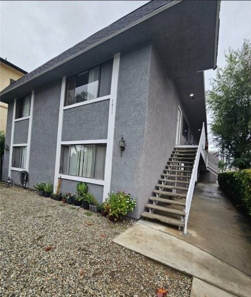 Primary Photo - 7011 Vassar Ave