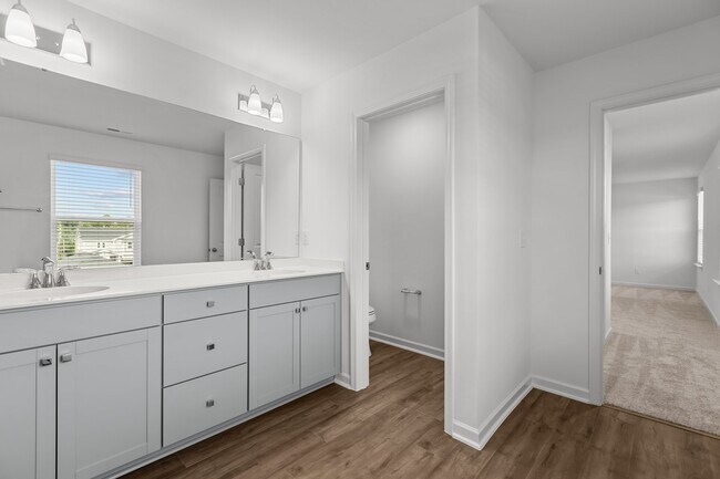 Building Photo - 2138 Rockface Wy