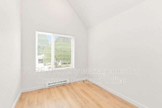 Building Photo - 6786 N McKenna