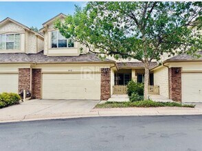 Building Photo - 8512 S Lewis Way