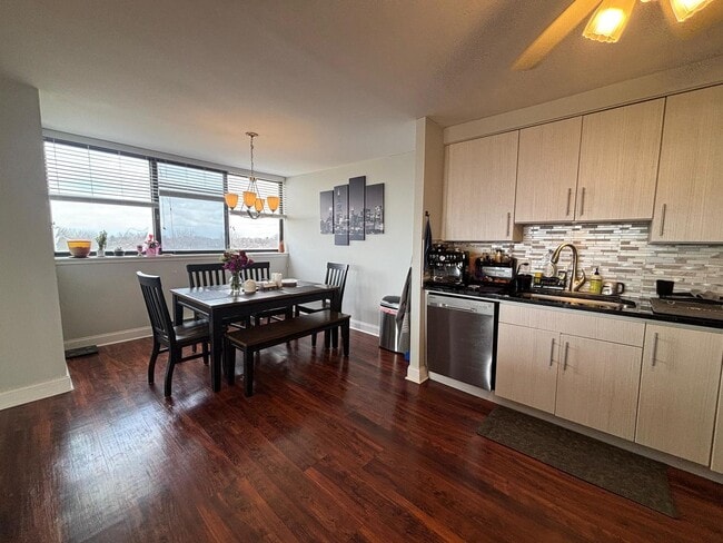 Building Photo - 101 Bar Harbour Rd