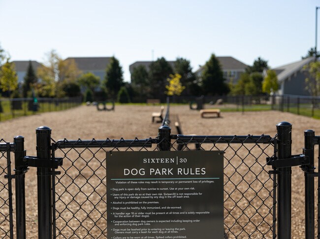 Building Photo - 14820 Wallin Dr