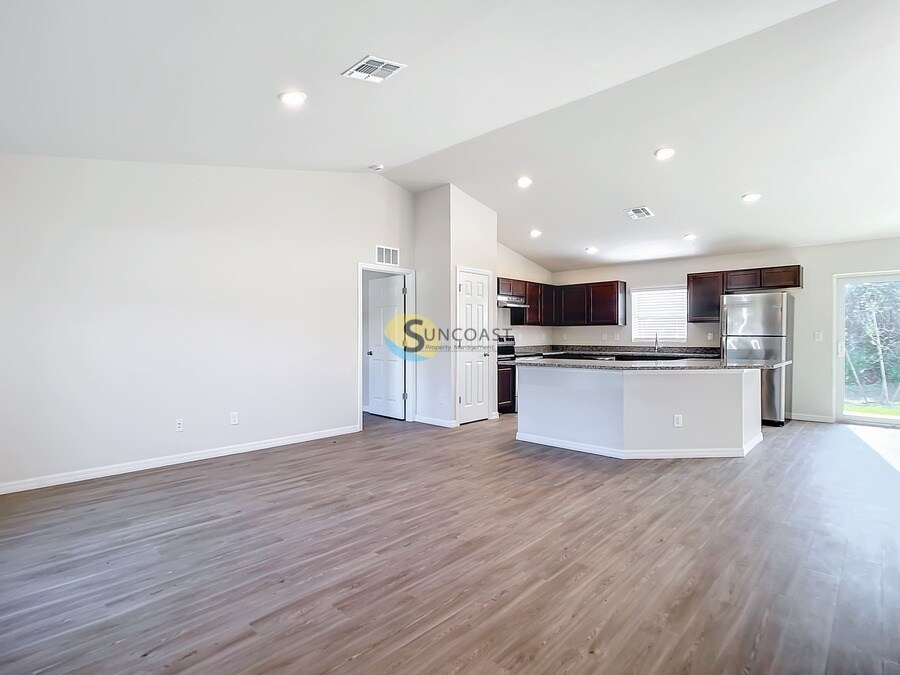 Building Photo - 14495 SW 46th Ct