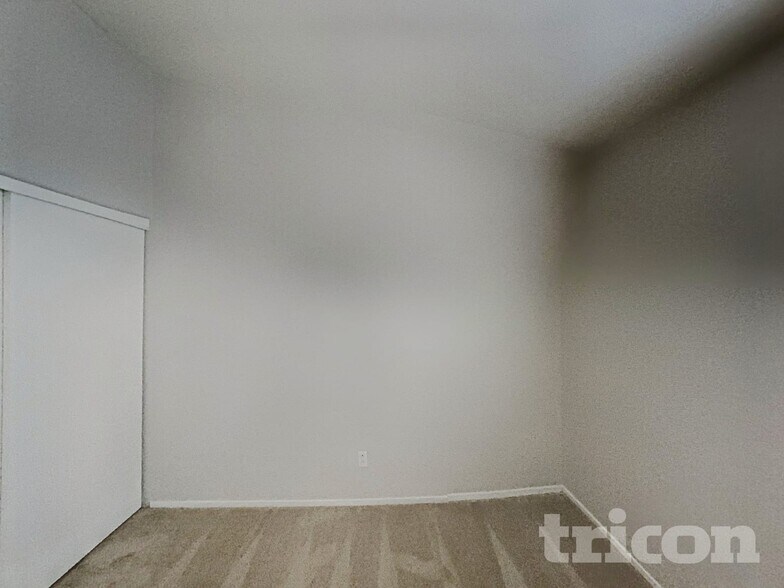 Building Photo - 6421 Gold Canyon Dr