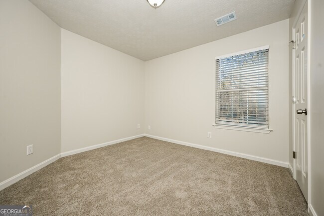 Building Photo - 4103 Kingship Dr