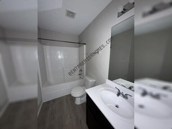 Building Photo - 7525 Lipizzan Rd