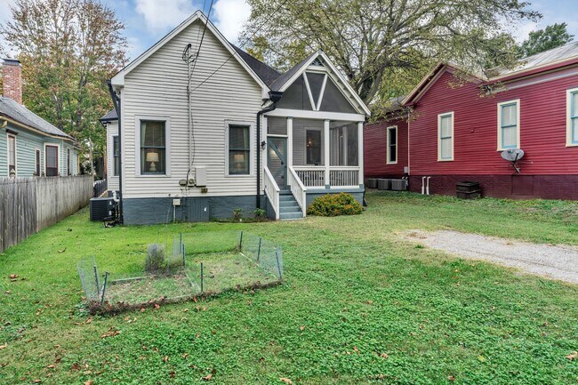 Building Photo - AVAILABLE SEPTEMBER 1ST. Beautifully Restored and FULLY Furnished professionally decorated East N...