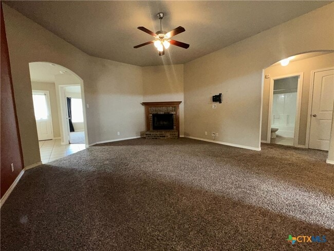 Building Photo - 2702 Montague County Dr