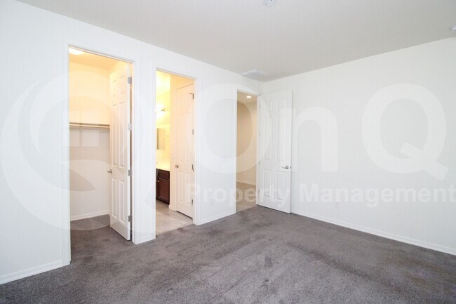 Building Photo - 16090 W Shaw Butte Dr
