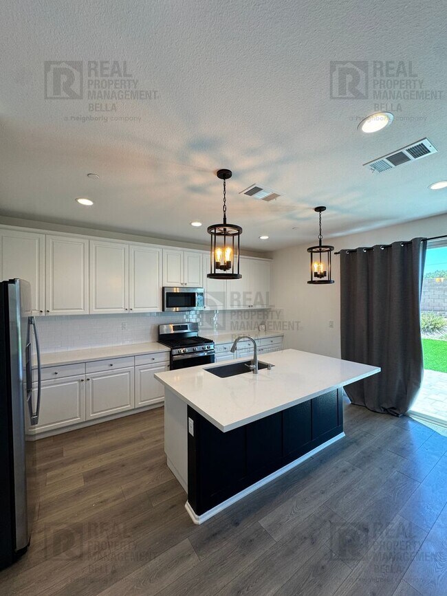 Building Photo - Spacious 3-Bedroom Home in the Desirable McSweeny Farms Community!