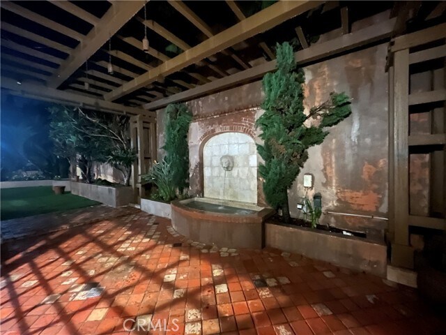 Building Photo - 1316 Beverly Grove Pl