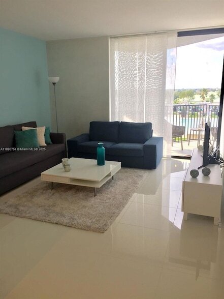 Building Photo - 5300 Paseo Blvd
