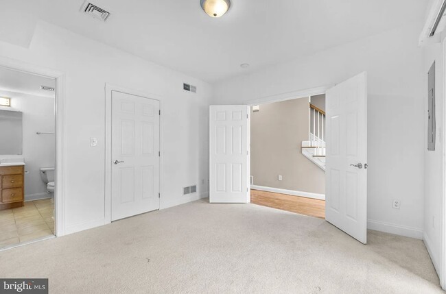 Building Photo - 146 Christina Landing Dr