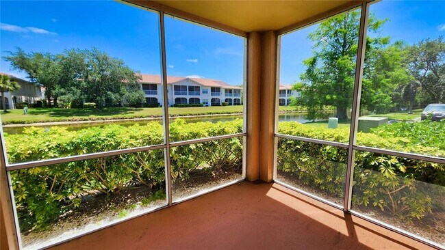 Building Photo - 4170 Central Sarasota Pkwy