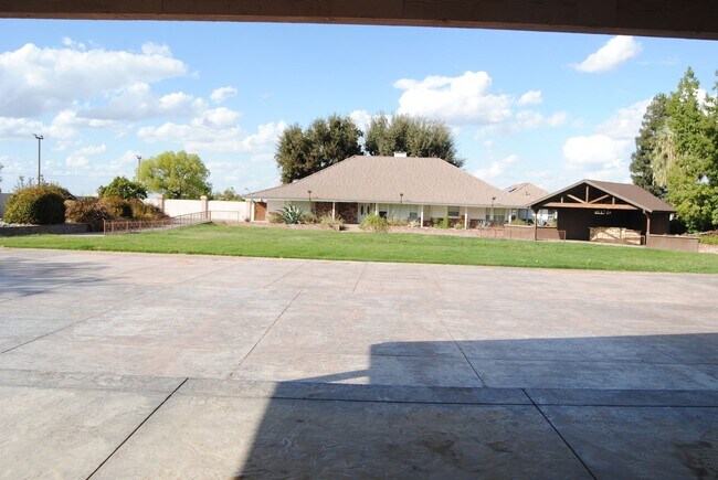 Primary Photo - 114500 Maricopa Hwy