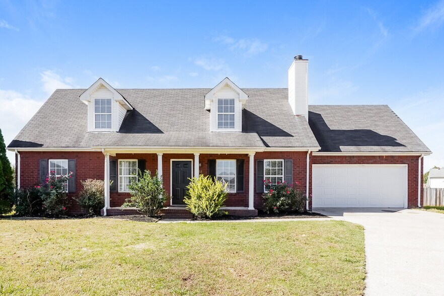 Primary Photo - 2927 Islington Dr